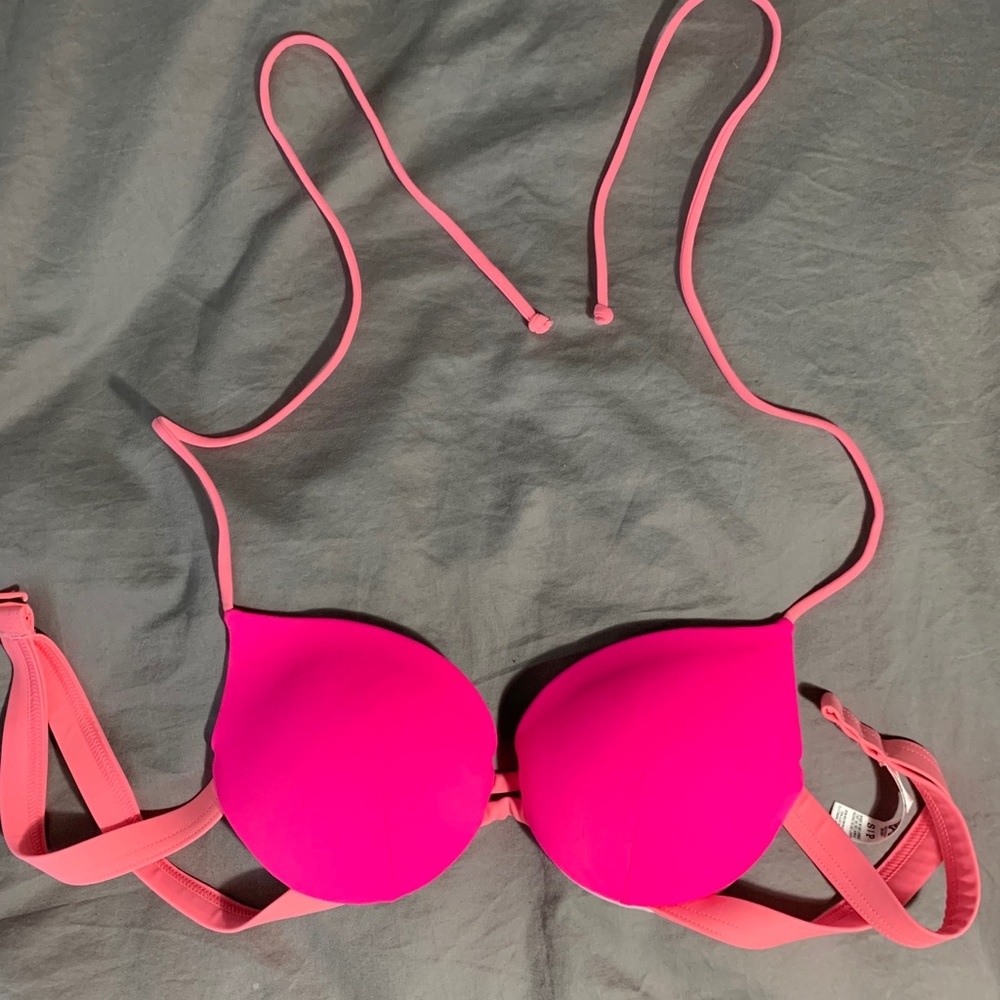 Pink bikini top